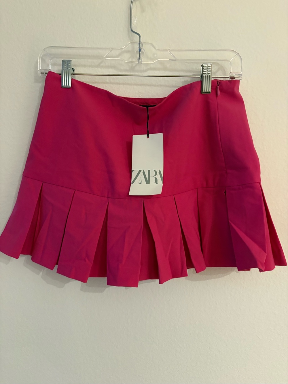 ZARA Fuchsia Pleated Mini Skirt